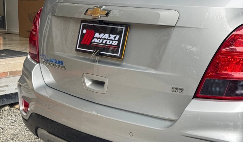 
								CHEVROLET TRACKER LTZ AT 4X4 1.8 CON GAS NATURAL VEHICULAR full									