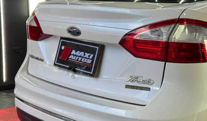 
								FORD FIESTA TITANIUM AT 1.6 full									