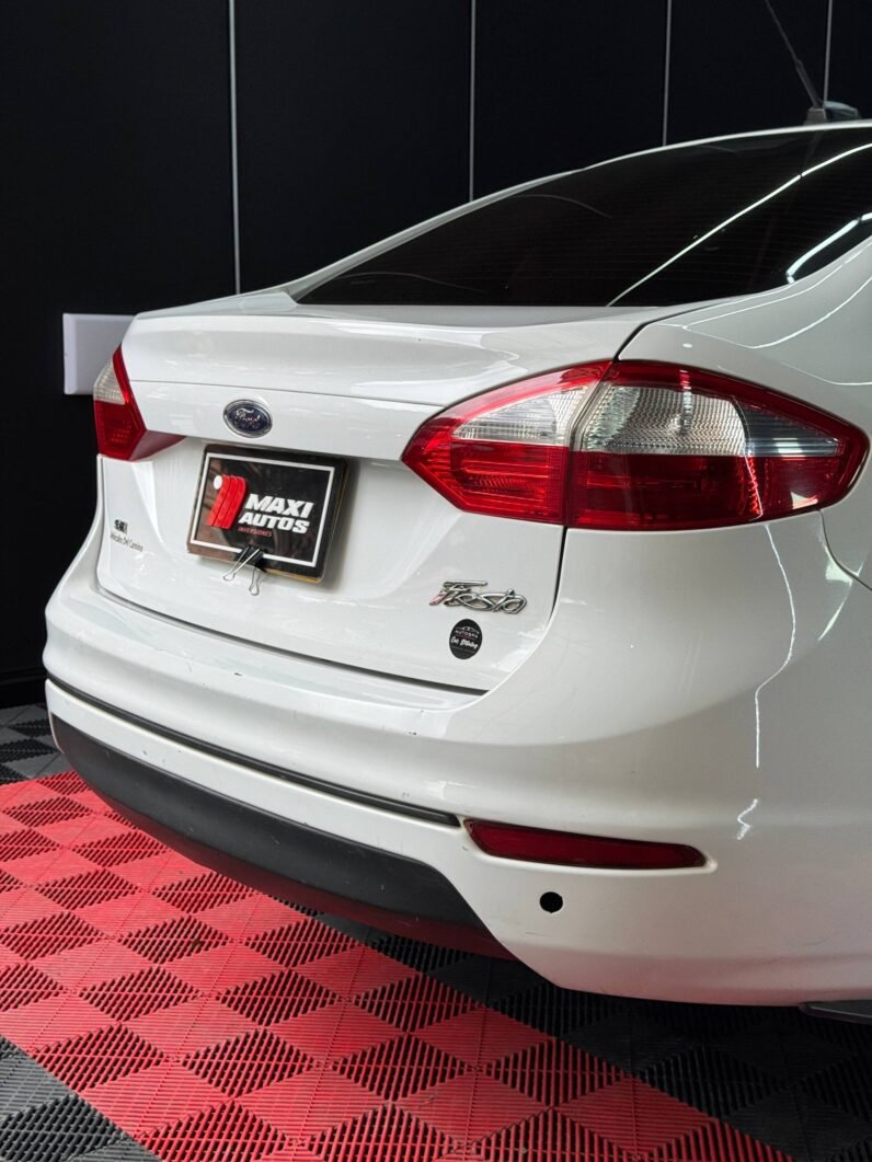 
								FORD FIESTA SE MT 1.6 SD full									
