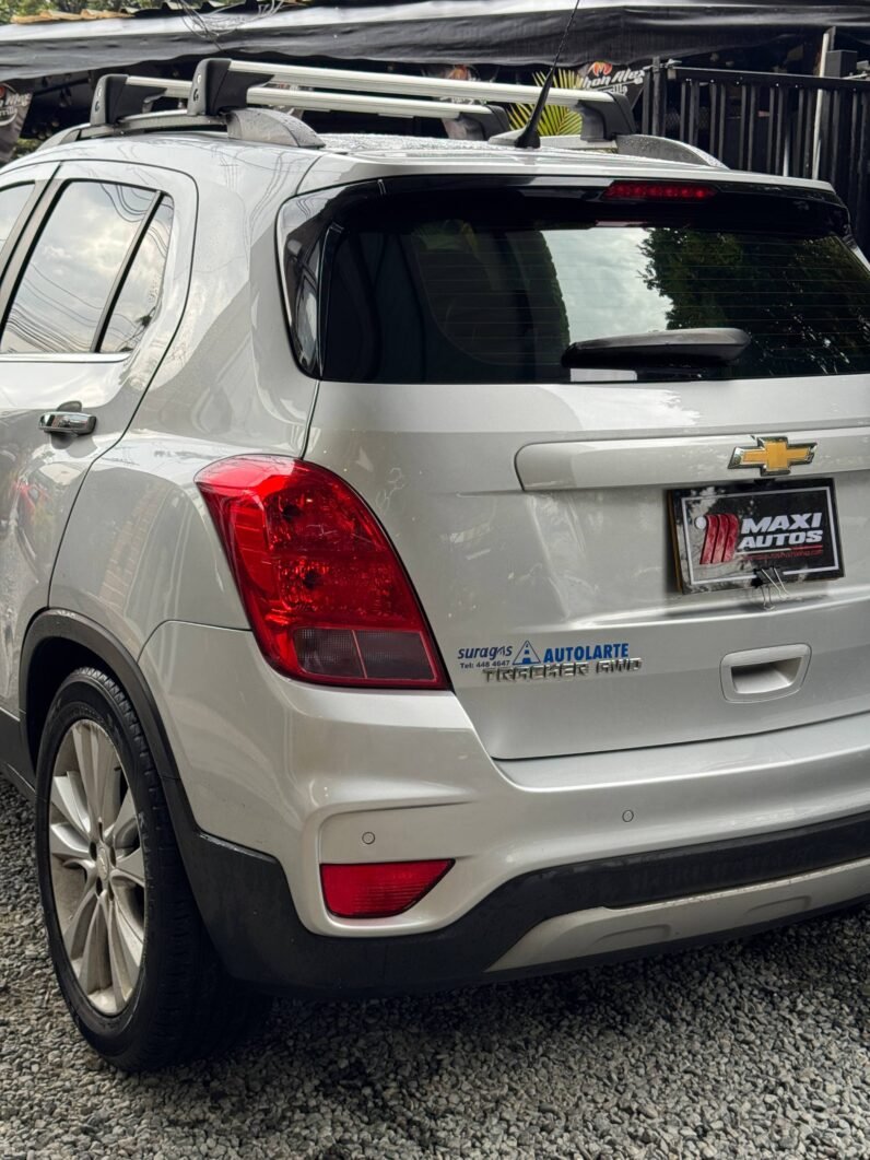 
								CHEVROLET TRACKER LTZ AT 4X4 1.8 CON GAS NATURAL VEHICULAR full									