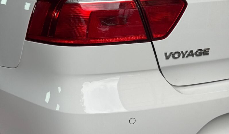 
								VOLKSWAGEN VOYAGE COMFORTLINE MT 1.6L full									