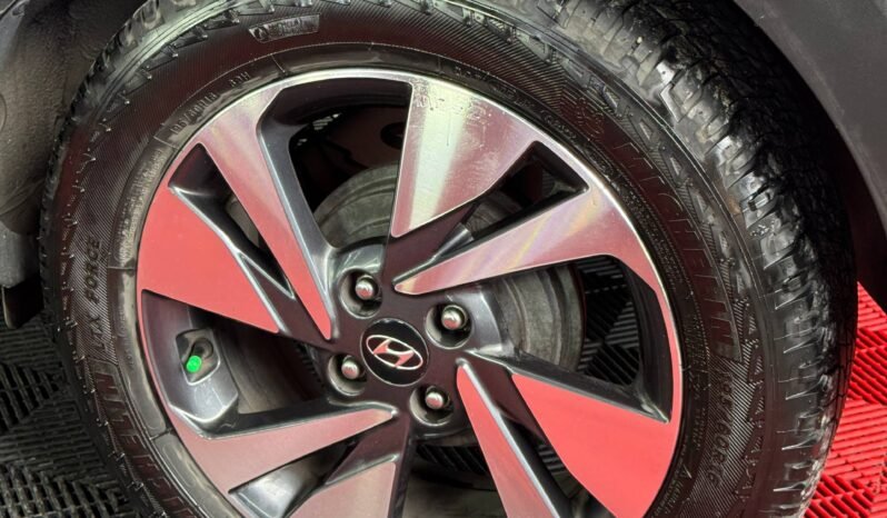 
								HYUNDAI GRAVITI HB20 MT 1.6 HB full									