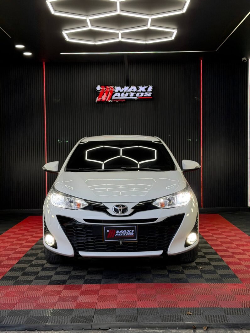 
								TOYOTA YARIS  AT 1.5 full									