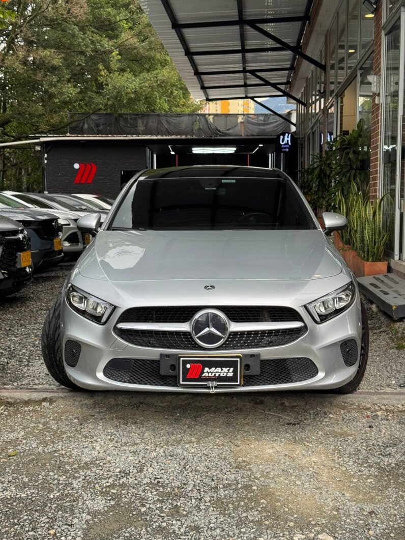 
								MERCEDES-BENZ A200 SEDAN AT 1.3CC TURBO full									
