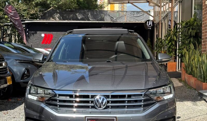 
								VOLKSWAGEN JETTA HIGHLINE TSI 1.4 AT full									
