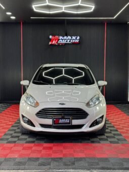 FORD FIESTA TITANIUM AT 1.6