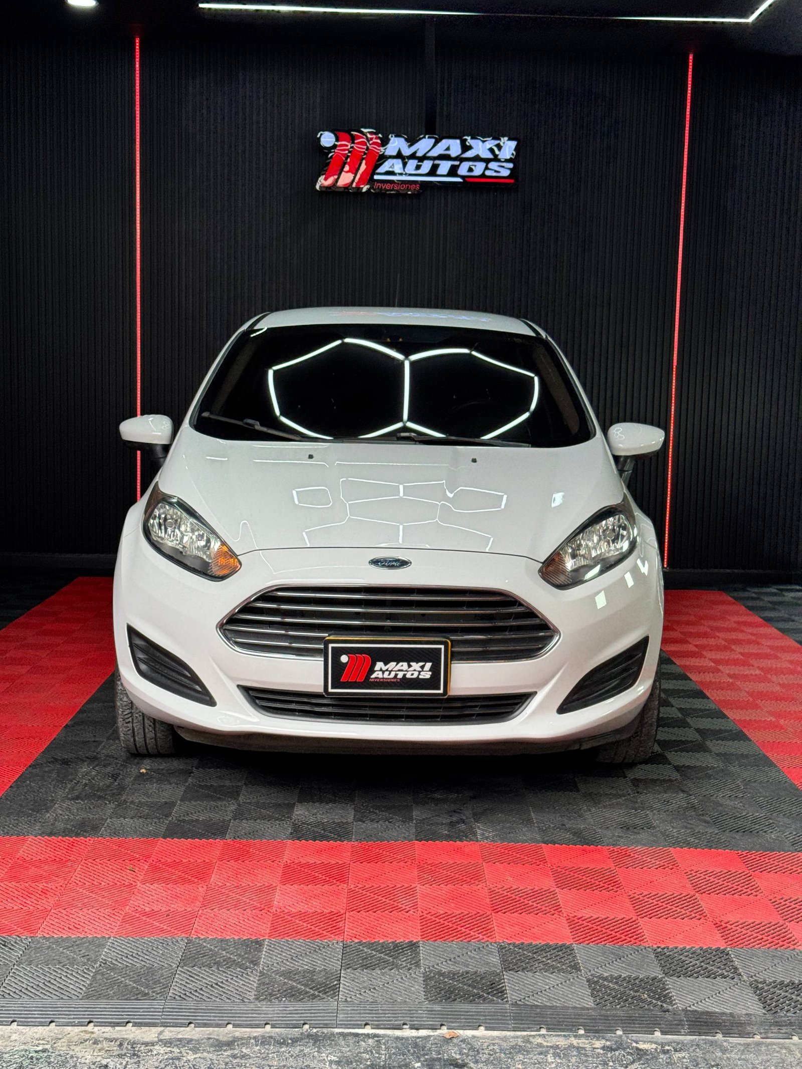 FORD FIESTA SE MT 1.6 SD