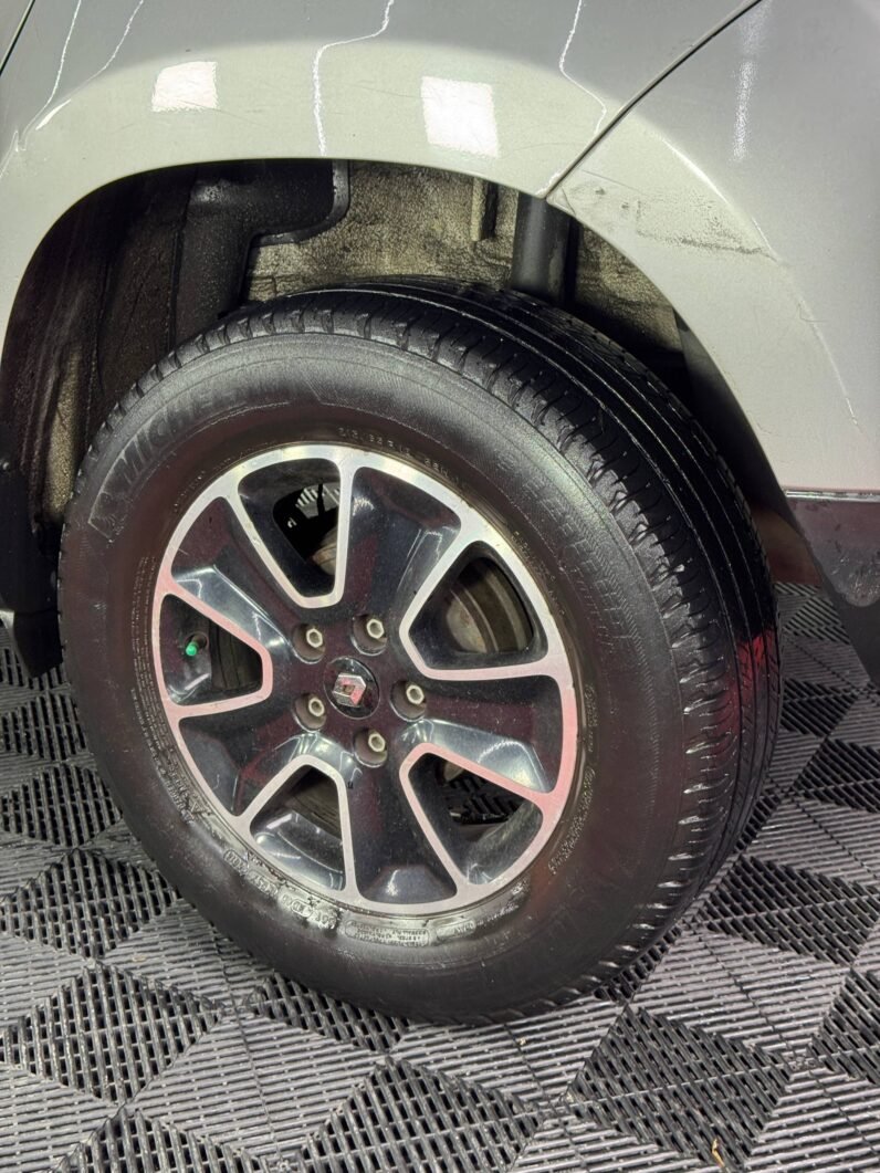 
								RENAULT DUSTER DYNAMIQUE AT 4X2 2.0 full									
