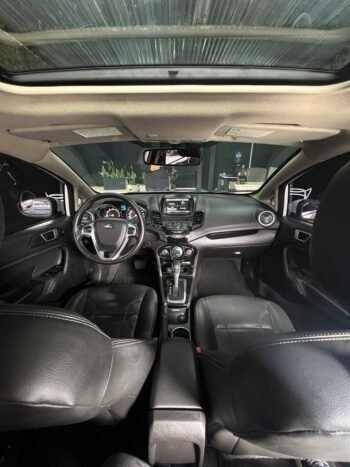 FORD FIESTA TITANIUM AT 1.6