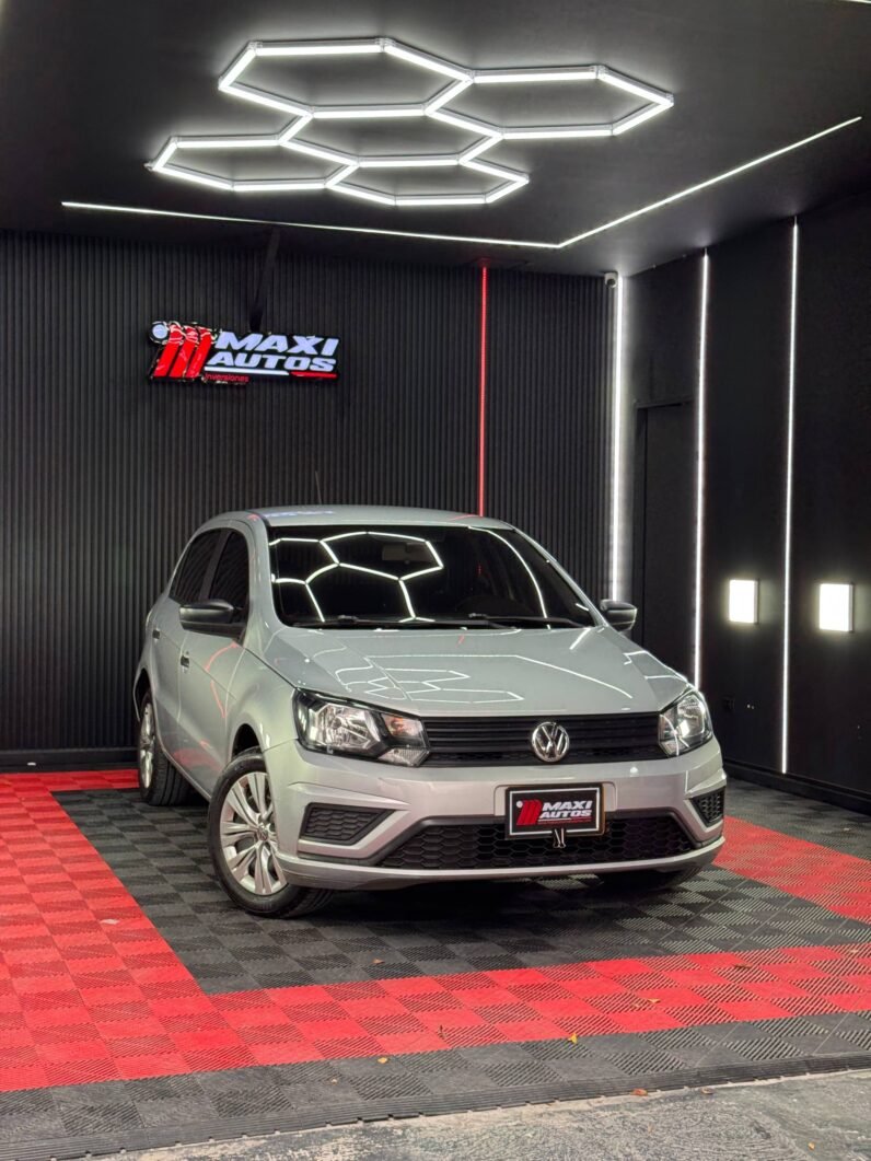 
								VOLKSWAGEN GOL TRENDLINE AT 1.6 full									