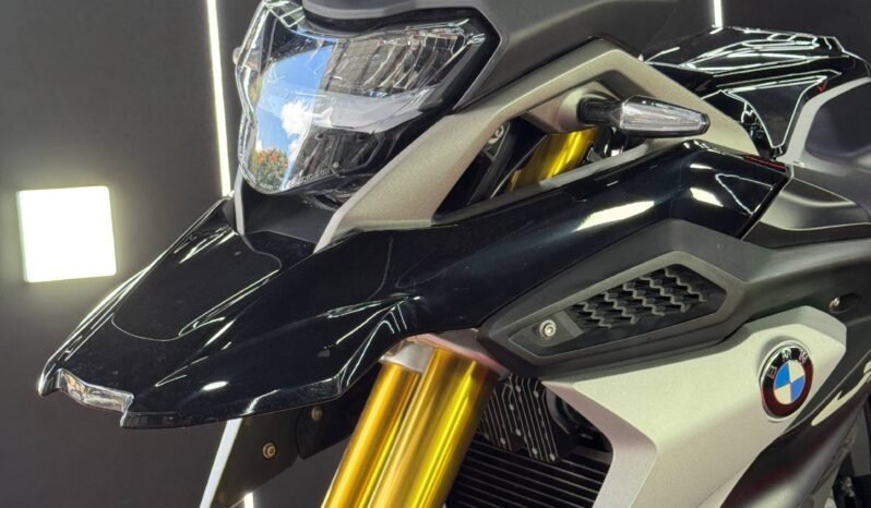 
								BMW G310GS full									