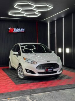 FORD FIESTA TITANIUM AT 1.6