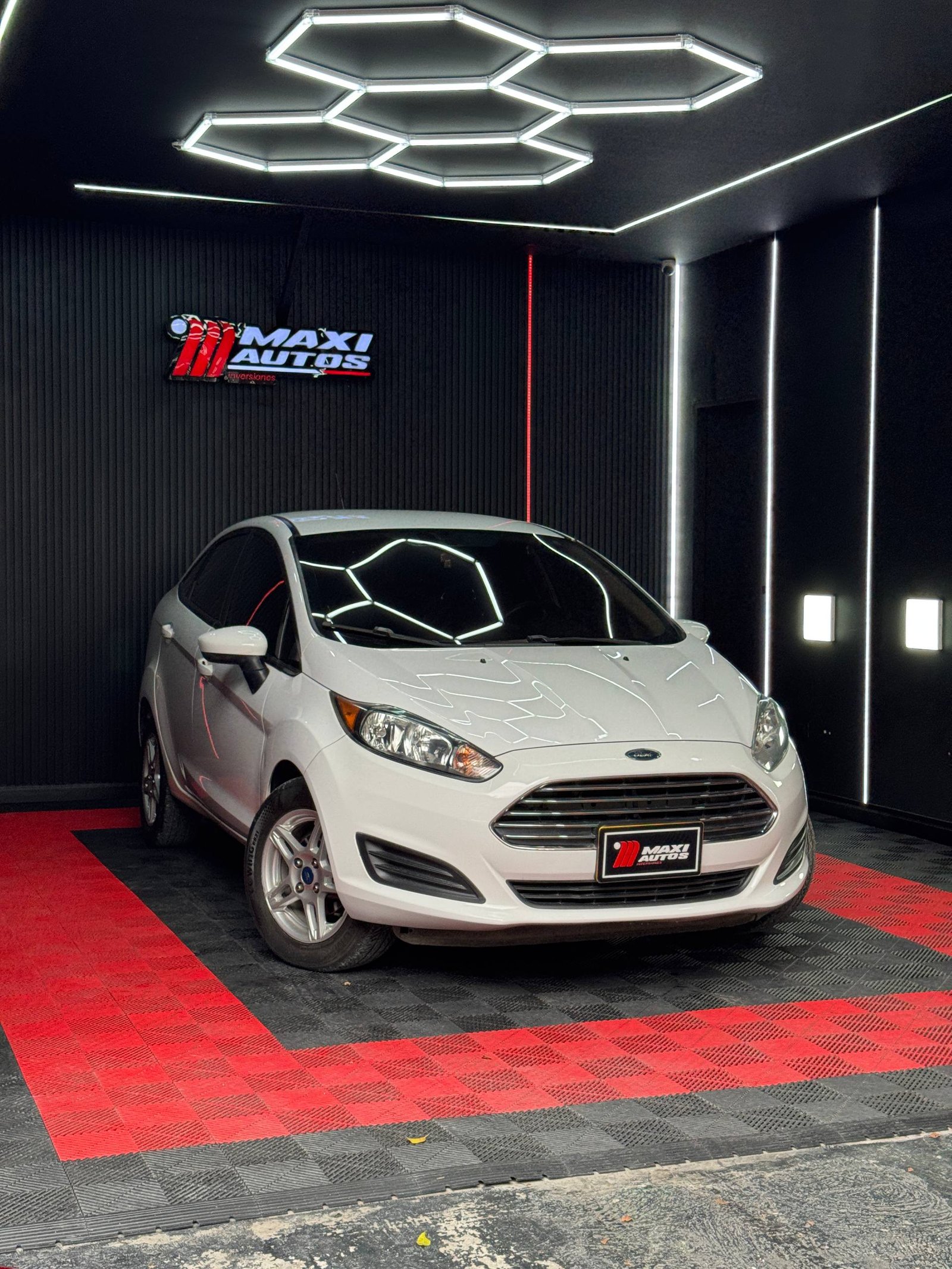 FORD FIESTA SE MT 1.6 SD
