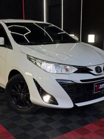 TOYOTA YARIS  AT 1.5