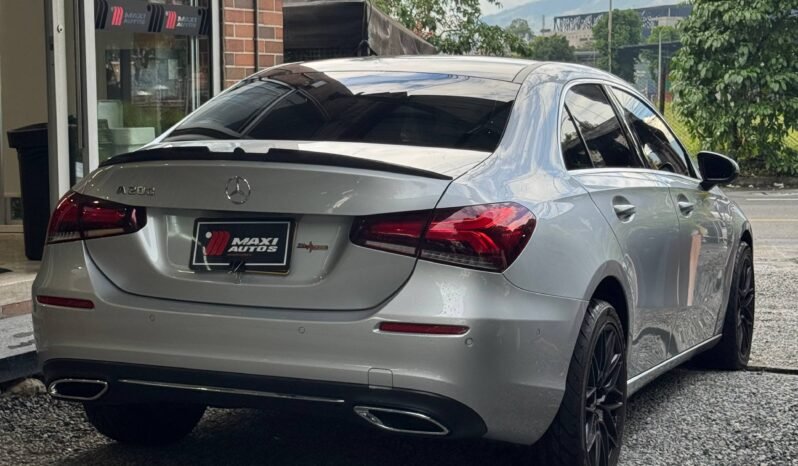 
								MERCEDES-BENZ A200 SEDAN AT 1.3CC TURBO full									