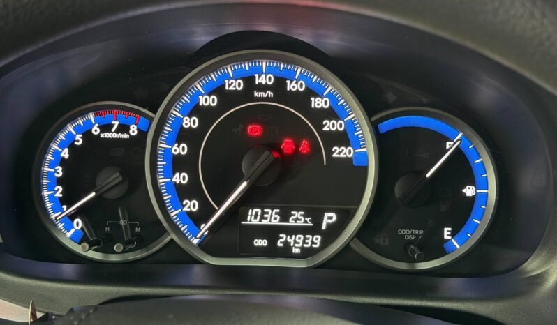 
								TOYOTA YARIS  AT 1.5 full									