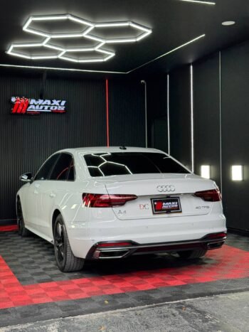 AUDI A4 2.0L AT