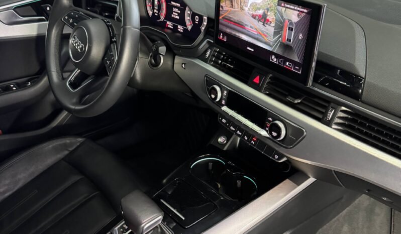 
								AUDI A4 2.0L AT full									