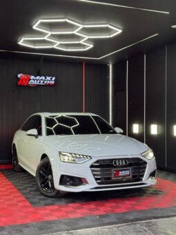 AUDI A4 2.0L AT