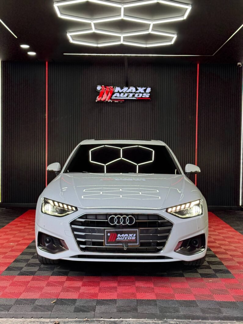 
								AUDI A4 2.0L AT full									
