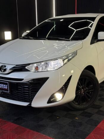 TOYOTA YARIS  AT 1.5