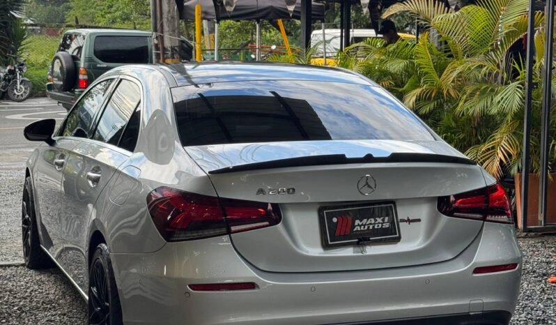 
								MERCEDES-BENZ A200 SEDAN AT 1.3CC TURBO full									