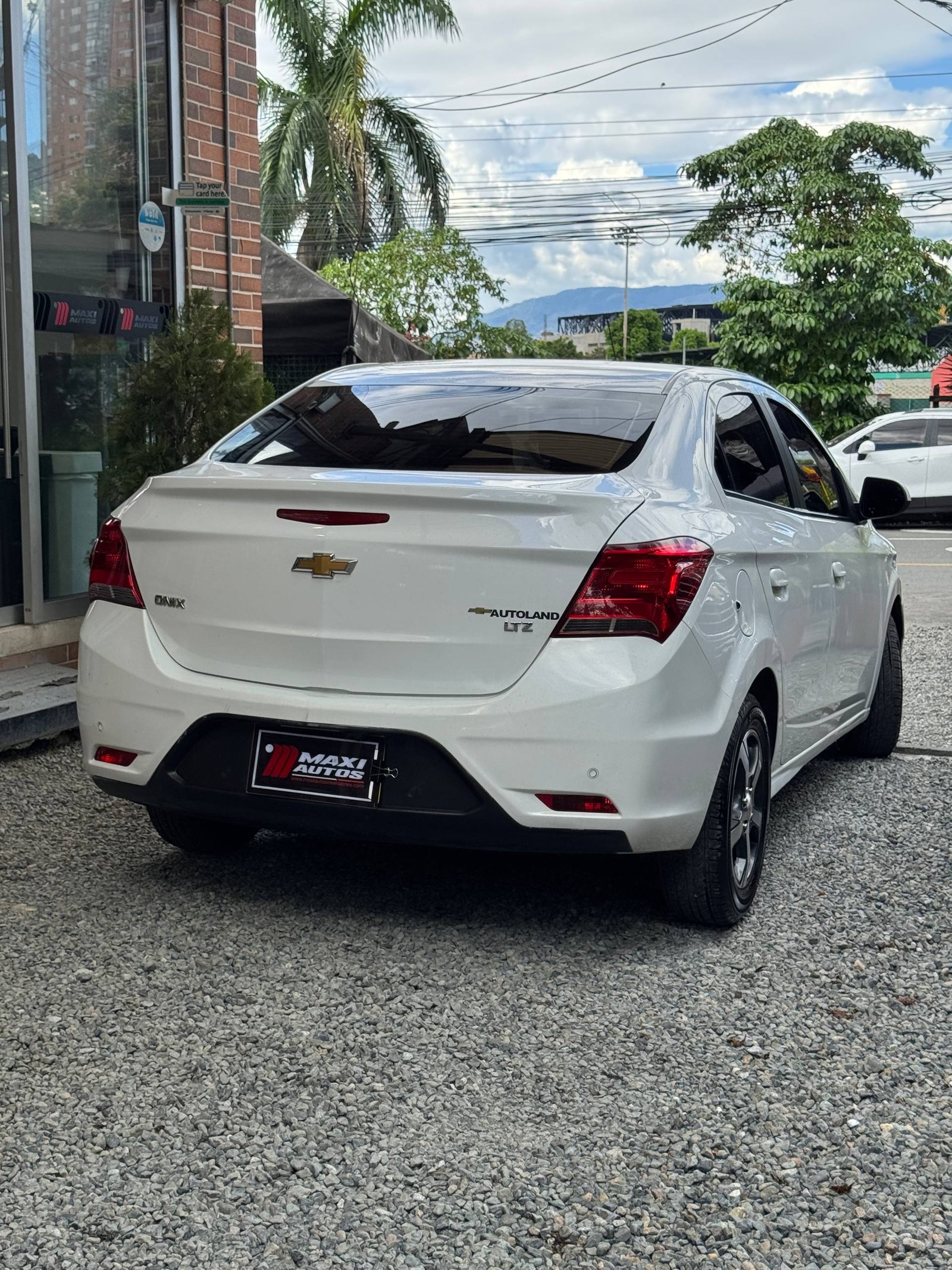 CHEVROLET ONIX LTZ AT SD 1.4