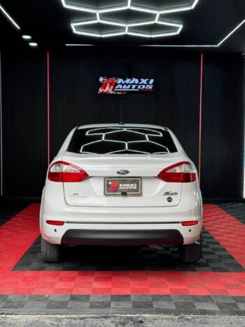 FORD FIESTA SE MT 1.6 SD