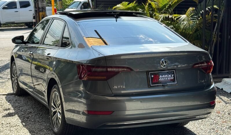 
								VOLKSWAGEN JETTA HIGHLINE TSI 1.4 AT full									