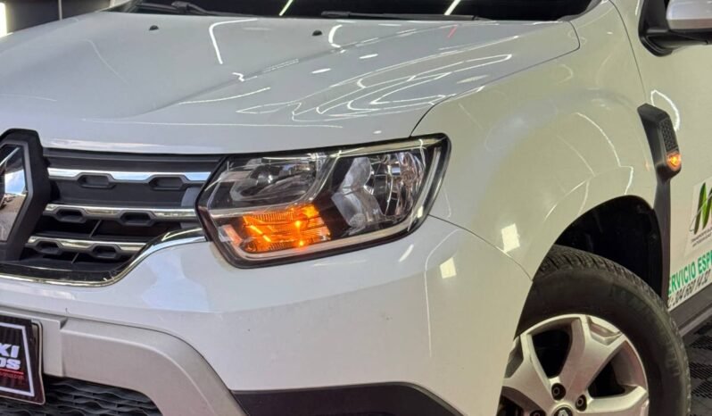 
								RENAULT DUSTER DYNAMIQUE 1.6 MT 4X2 full									