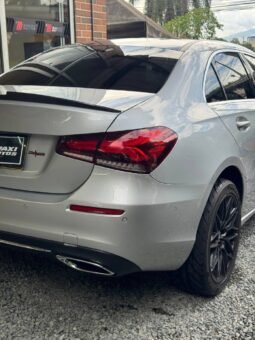 
										MERCEDES-BENZ A200 SEDAN AT 1.3CC TURBO full									
