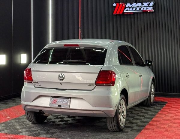 
								VOLKSWAGEN GOL TRENDLINE AT 1.6 full									
