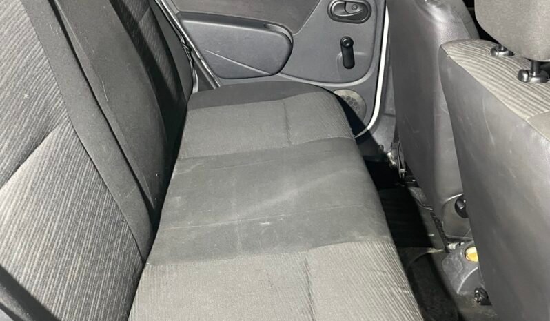 
								RENAULT SANDERO EXPRESSION 1.6 MT full									