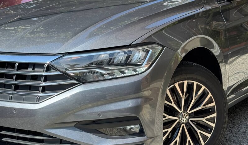 
								VOLKSWAGEN JETTA HIGHLINE TSI 1.4 AT full									