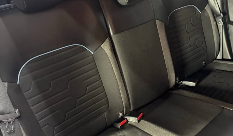 
								RENAULT DUSTER DYNAMIQUE 1.6 MT 4X2 full									