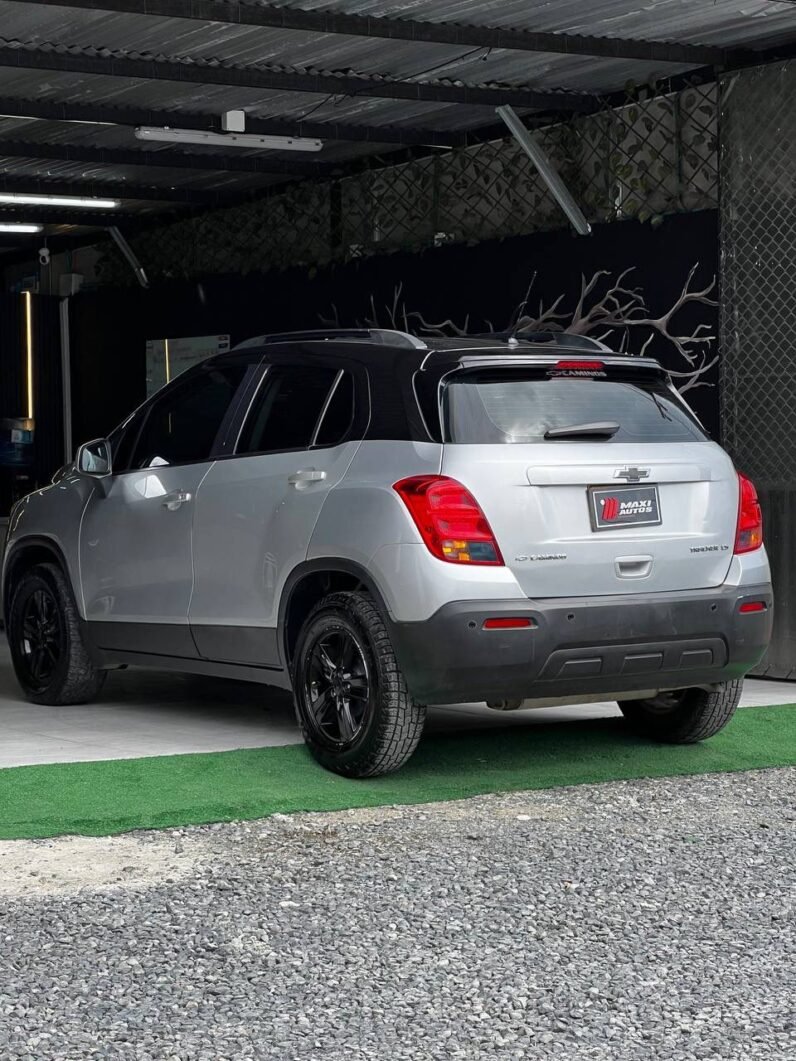 
								CHEVROLET TRACKER LS MT 1.8 4X2 full									