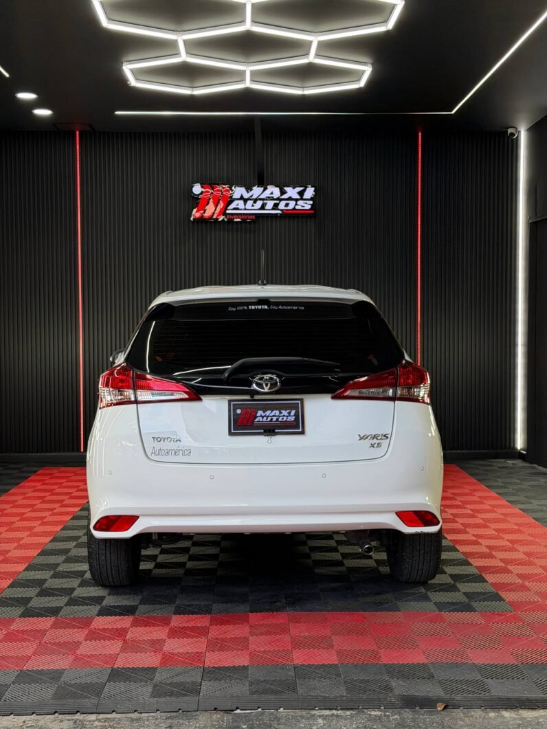 
								TOYOTA YARIS  AT 1.5 full									