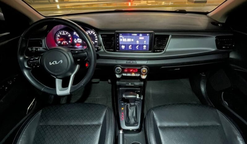 
								KIA RIO ZENITH AT 1.4 HB full									