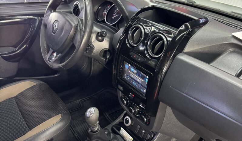 
								RENAULT DUSTER DYNAMIQUE 4X4 MT 2.0 (FUE PLACA PÚBLICA) full									