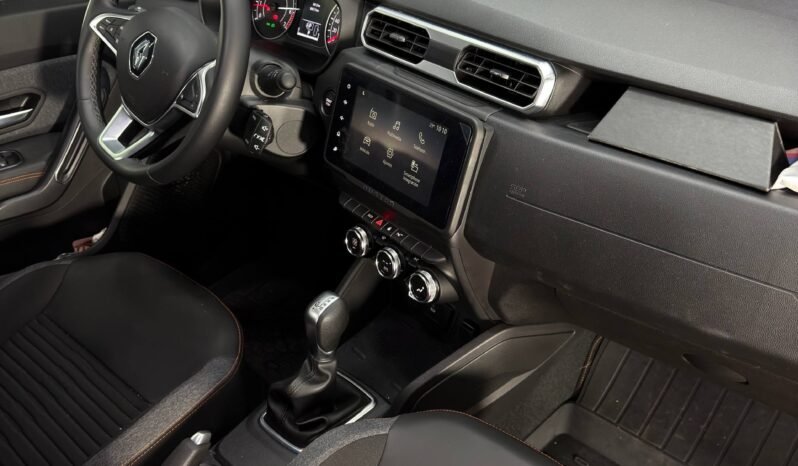 
								RENAULT DUSTER ICONIC 1.3 AT 4*2 full									