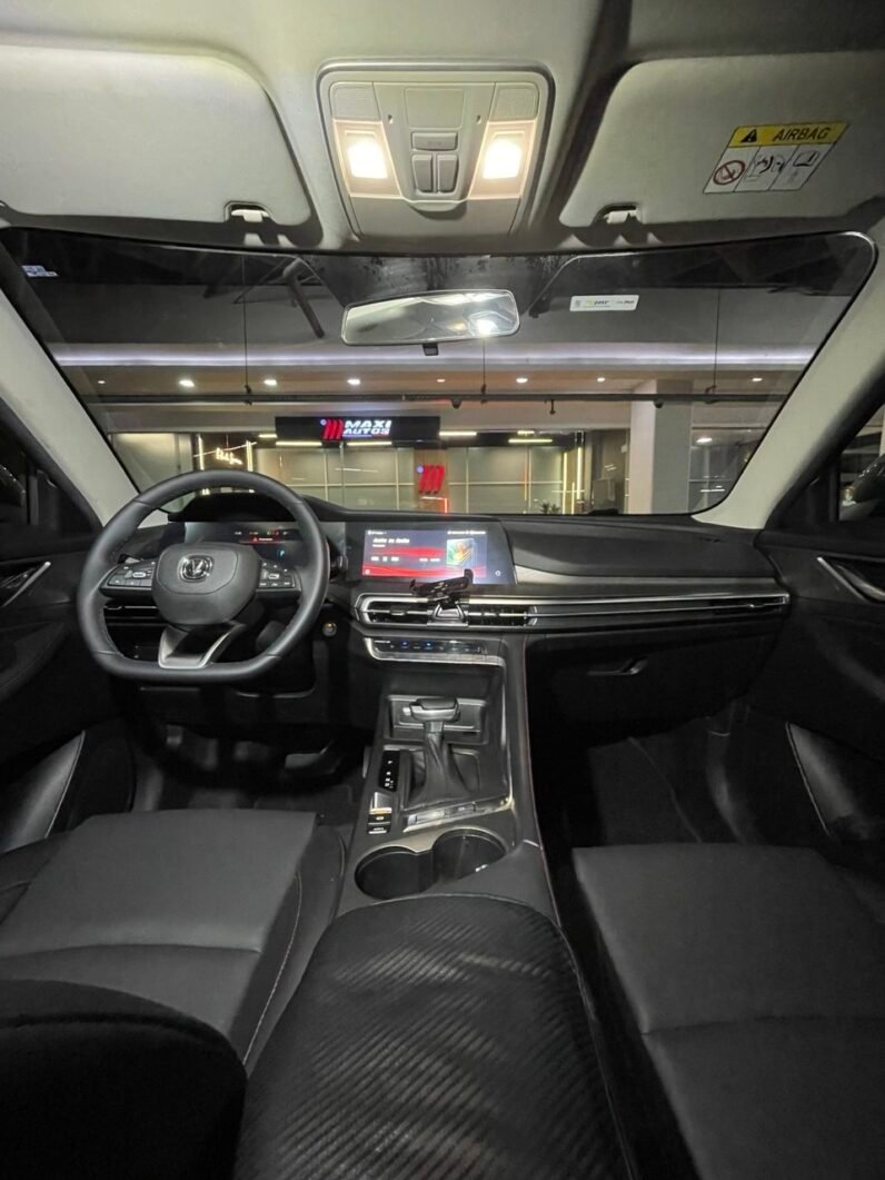 
								CHANGAN CS35 LUXURY 1.6 MT full									