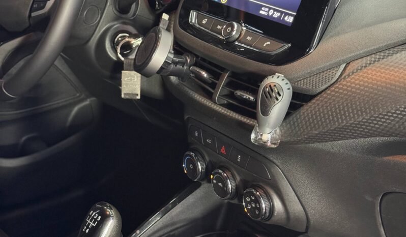 
								CHEVROLET ONIX RS MT HB full									