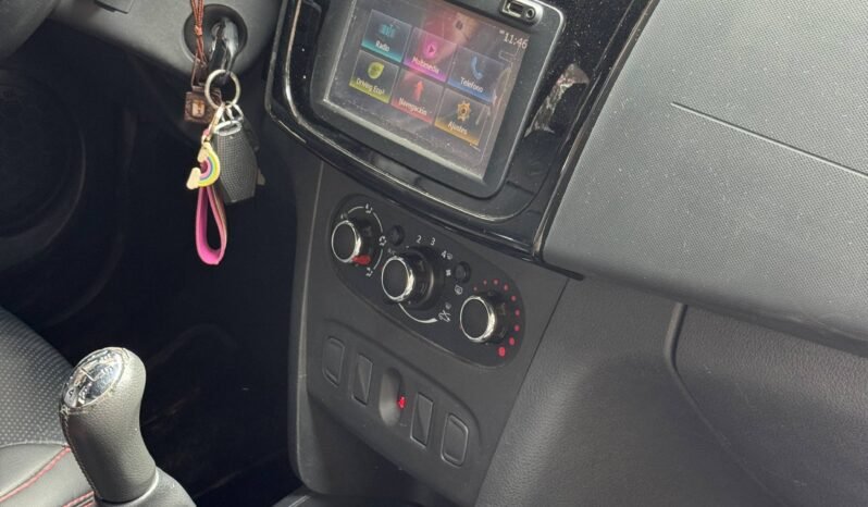 
								RENAULT SANDERO LIFE+ 1.6 MT HB full									