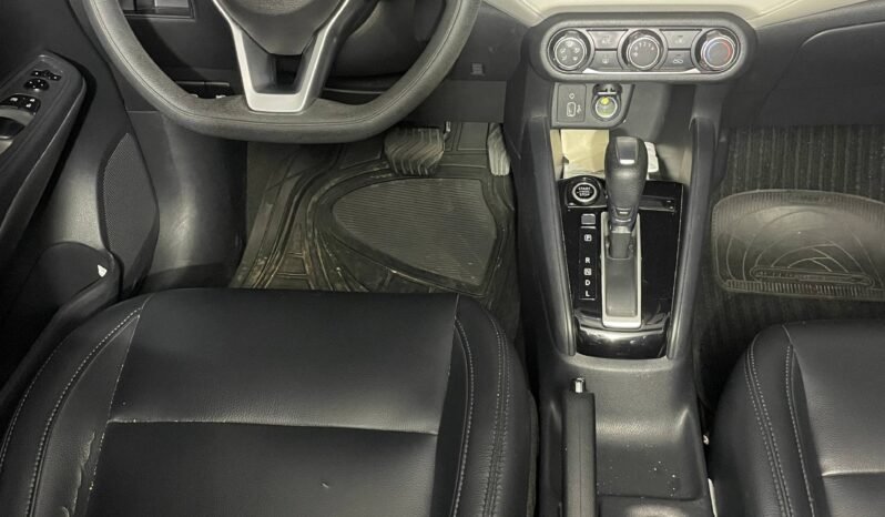 
								NISSAN VERSA ADVANCE AT 1.6 full									
