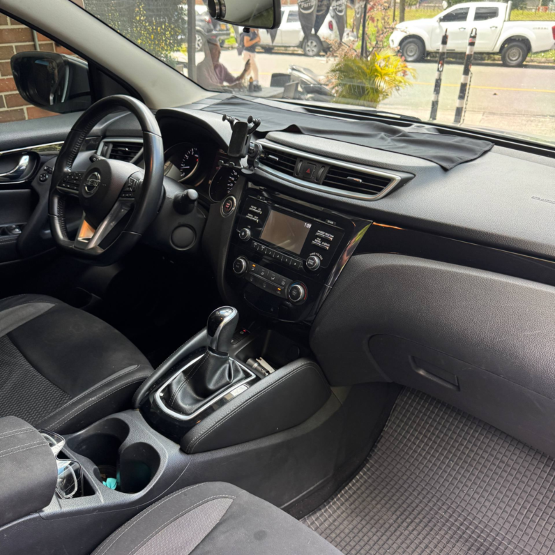 
								NISSAN QASHQAI ADVANCE AUTOMÁTICA 2.0 4*2 GASOLINA full									