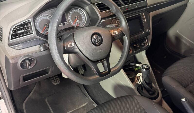 
								VOLKSWAGEN GOL HIGHLINE MT 1.6 full									
