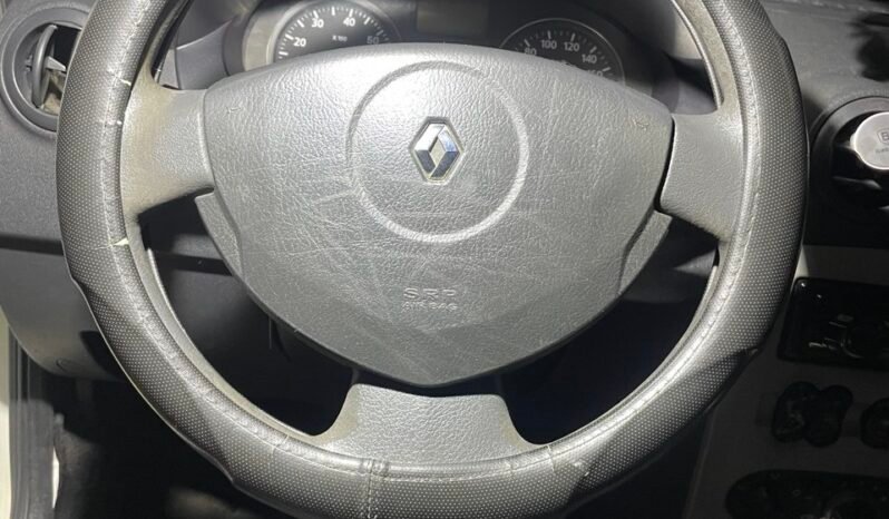 
								RENAULT SANDERO EXPRESSION 1.6 MT full									