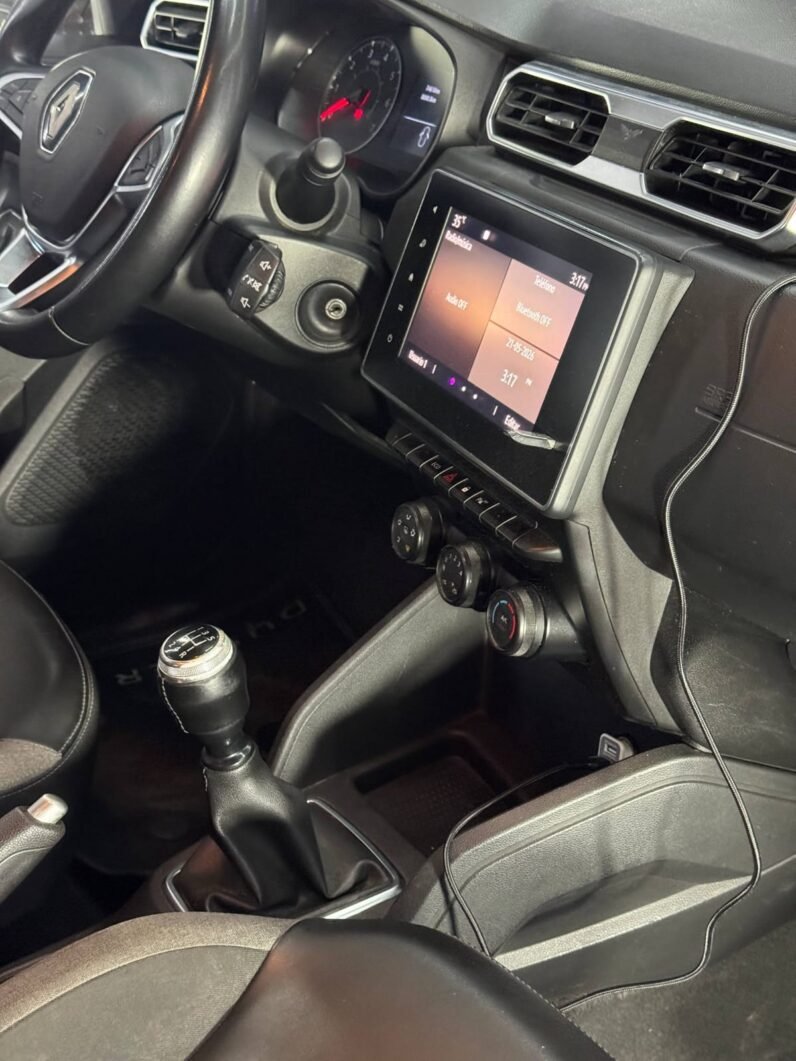 
								RENAULT DUSTER DYNAMIQUE 1.6 MT 4X2 full									