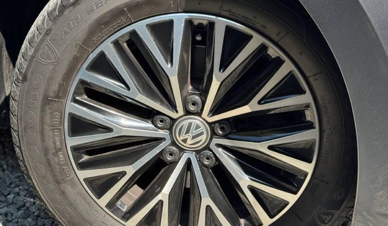 
								VOLKSWAGEN JETTA HIGHLINE TSI 1.4 AT full									