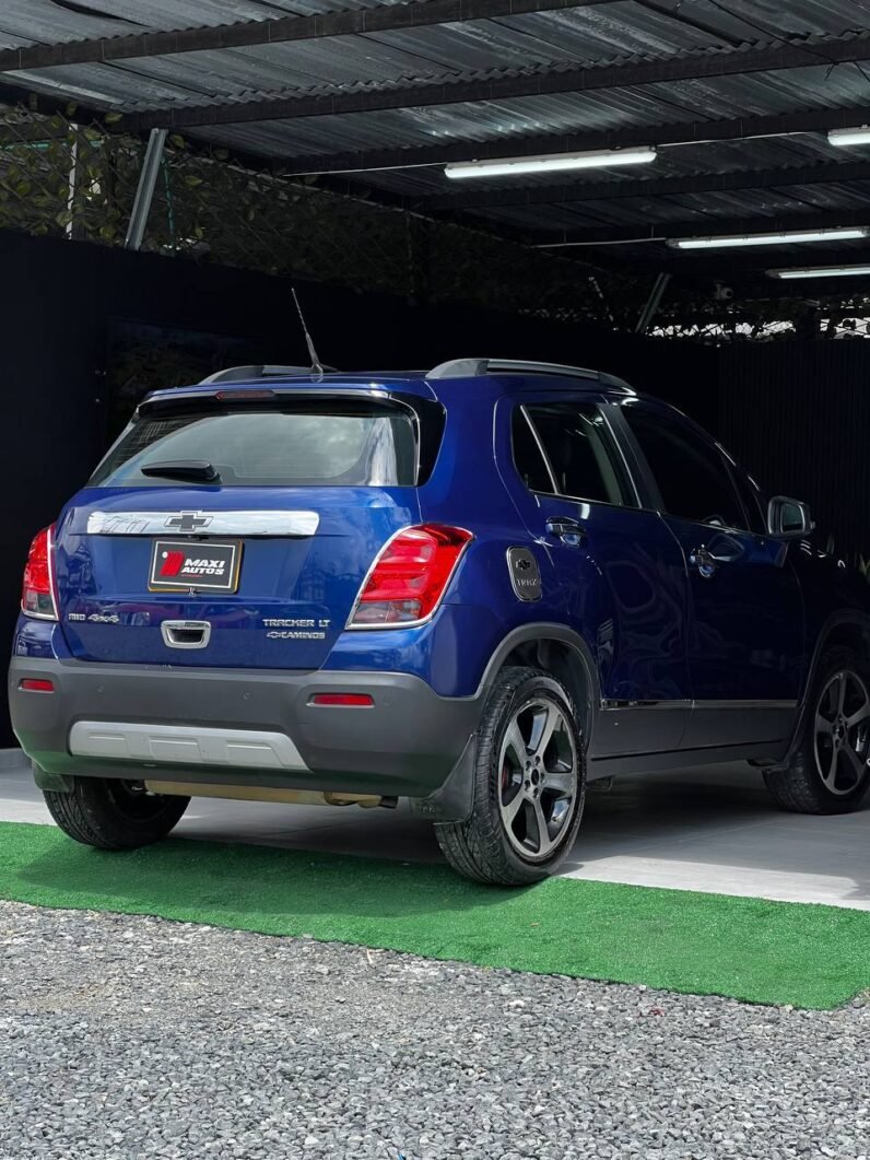 
								CHEVROLET TRACKER LT AT 4X4 1.8 full									